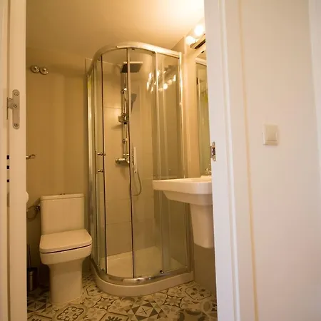 Nogalera Boutique * توريمولينوس